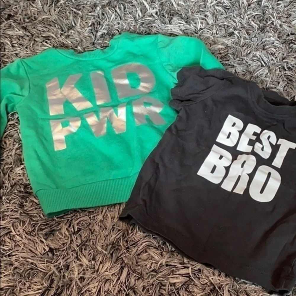 H&M graphic T shirt & sweatshirt bundle 2-6 months